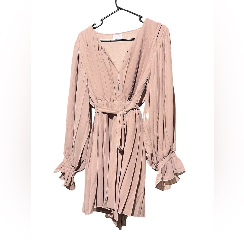 Elegant Blush Pink Long Sleeve Dress
